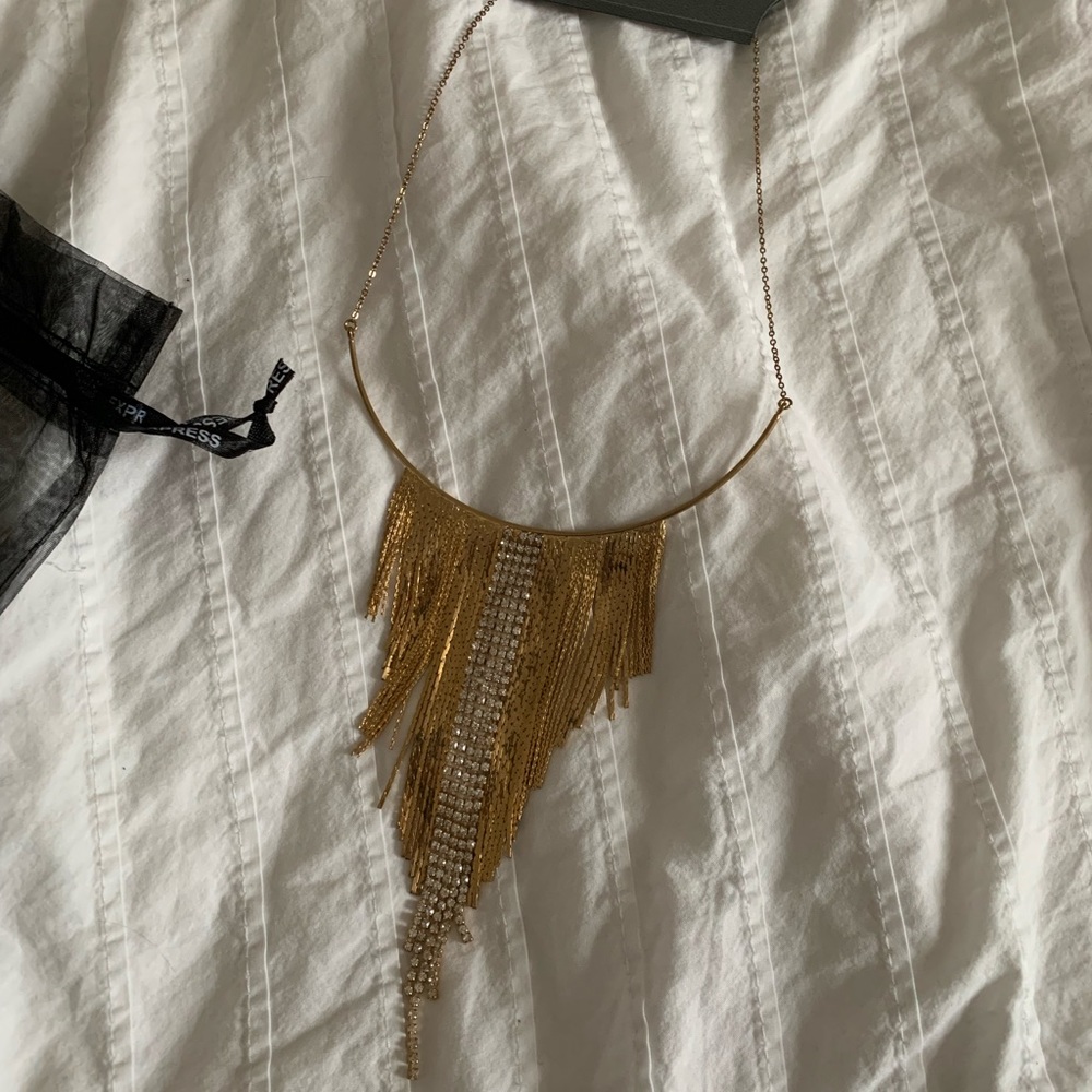 Brand new gold statement necklace